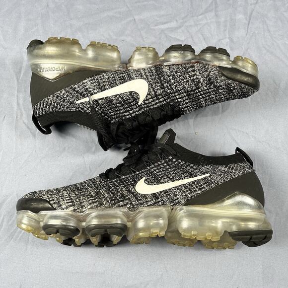 Nike Air VaporMax Flyknit 3 Men’s Size 12 Running Shoes Gym Sneakers AJ6900-002 - Picture 1 of 8